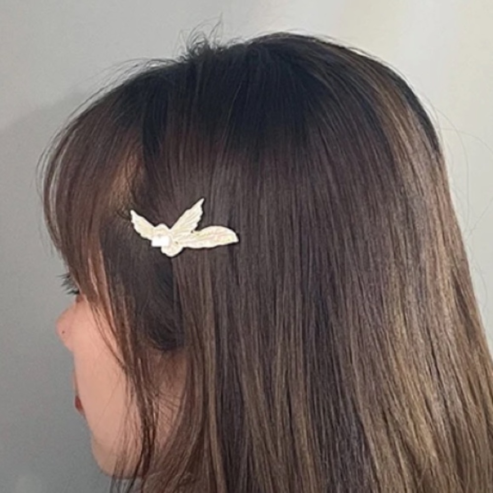 $3 ADORABLE HAIR CLIP. NEW. $3 WITH ANY $10 ORDER OR MORE . - Picture 5 of 16